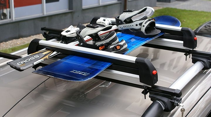 Крепления для перевозки лыж и сноубордов на крышу автомобиля