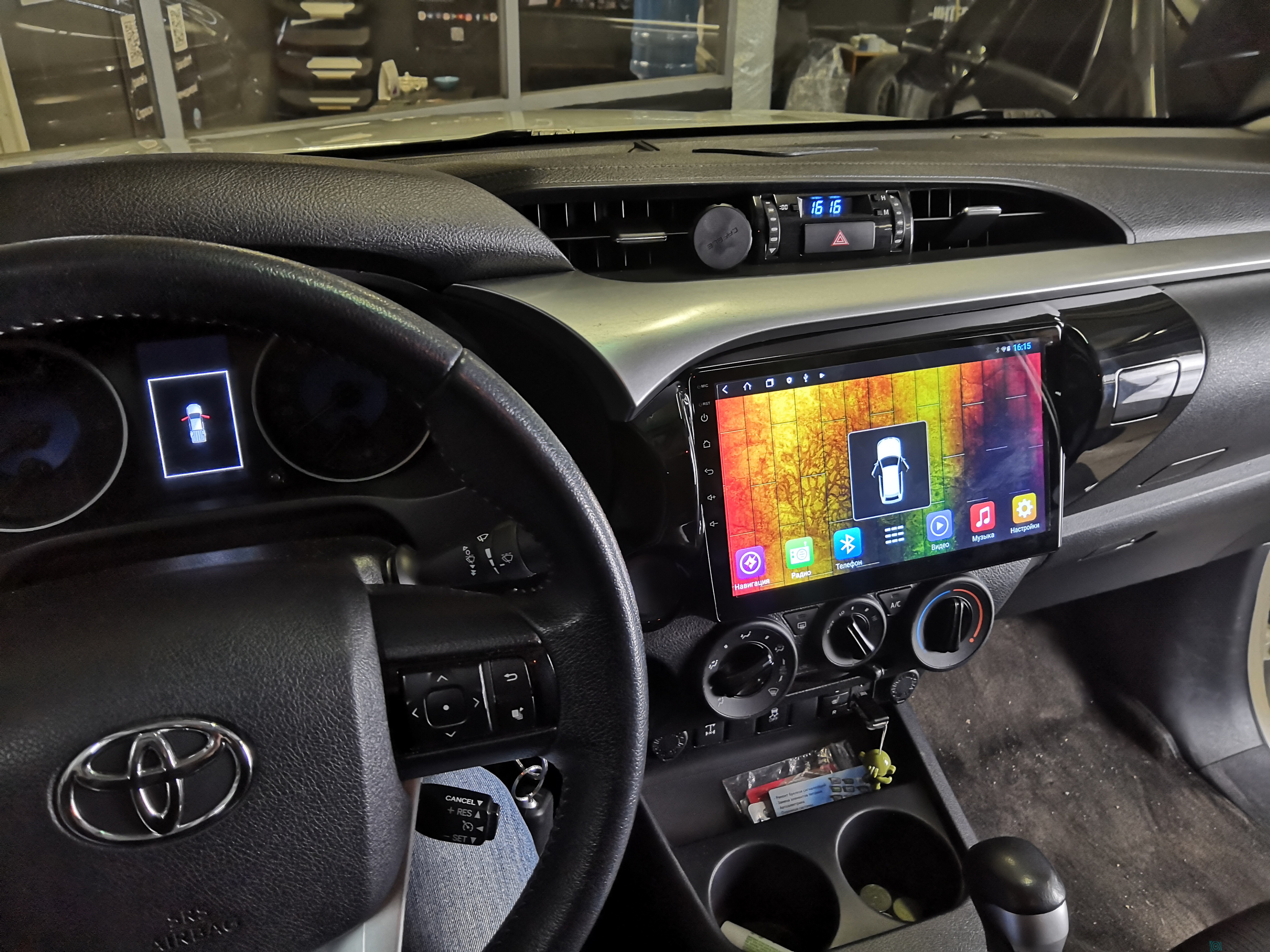 Штатная магнитола Parafar для Toyota Hilux (2018+) на Android 11.0  (PF063FHD) в ALARMSTORE.RU